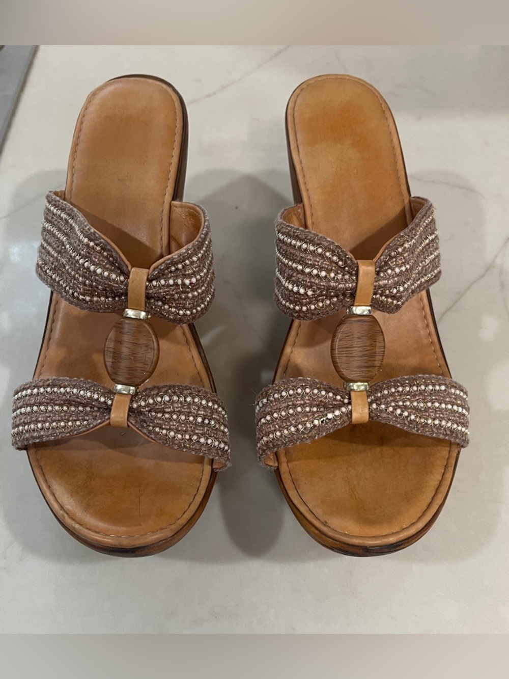 Made in Italy Women's Brown Leather Beaded Wedge Slide
Sandals Size 10
